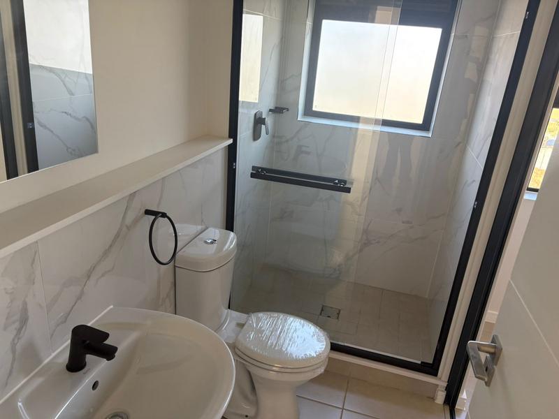 To Let 2 Bedroom Property for Rent in Richwood Western Cape